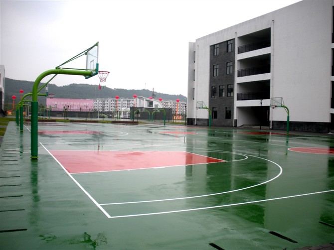 關(guān)于塑膠球場地板常用的品種及標準參數(shù)